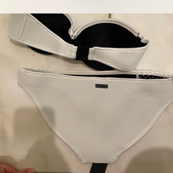 Triangl White Strapless XS Bikini Set​​ - Picture 3 of 5